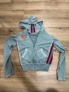 Vintage major de*lema? Light blue jacket with stripe accents